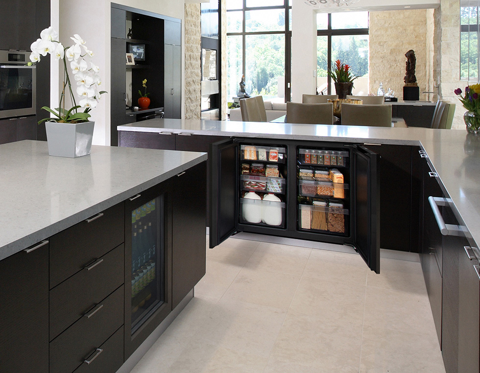 38 Black and White Kitchens to Outlast Every Trend